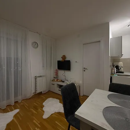 Sirius Апартаменты *